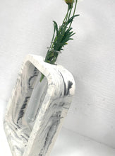 Last inn bildet i Galleri-visningsprogrammet, Jesmonite Vase Meri 14 x 10 cm
