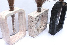 Last inn bildet i Galleri-visningsprogrammet, Jesmonite Vase Meri 14 x 10 cm
